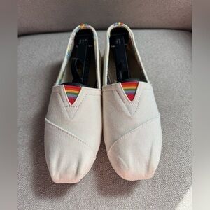 Toms  Pride Shoes Women’s Size 6.5 White Canvas Slip On Casual Loafers